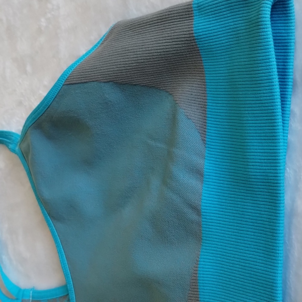 Bombshell NWOT Snakeskin Seamless Blue Grey L/XL - Picture 10 of 13